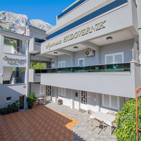 Apartments Hudovernik Baska Voda Luaran gambar