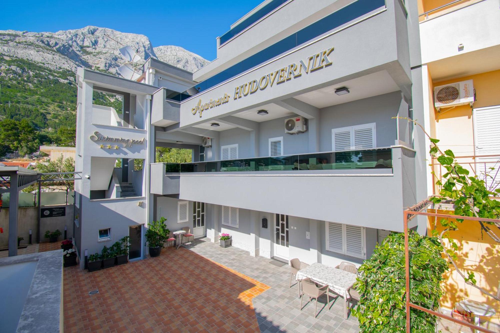Apartments Hudovernik Baska Voda Luaran gambar