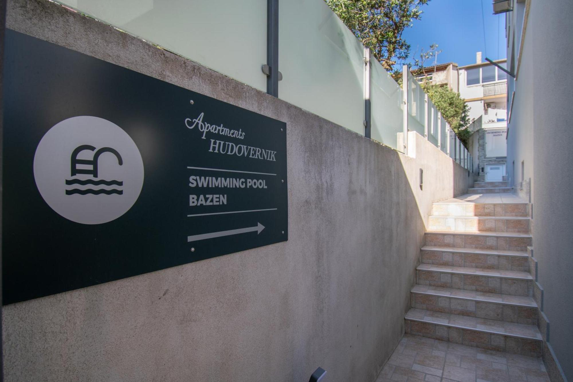 Apartments Hudovernik Baska Voda Luaran gambar