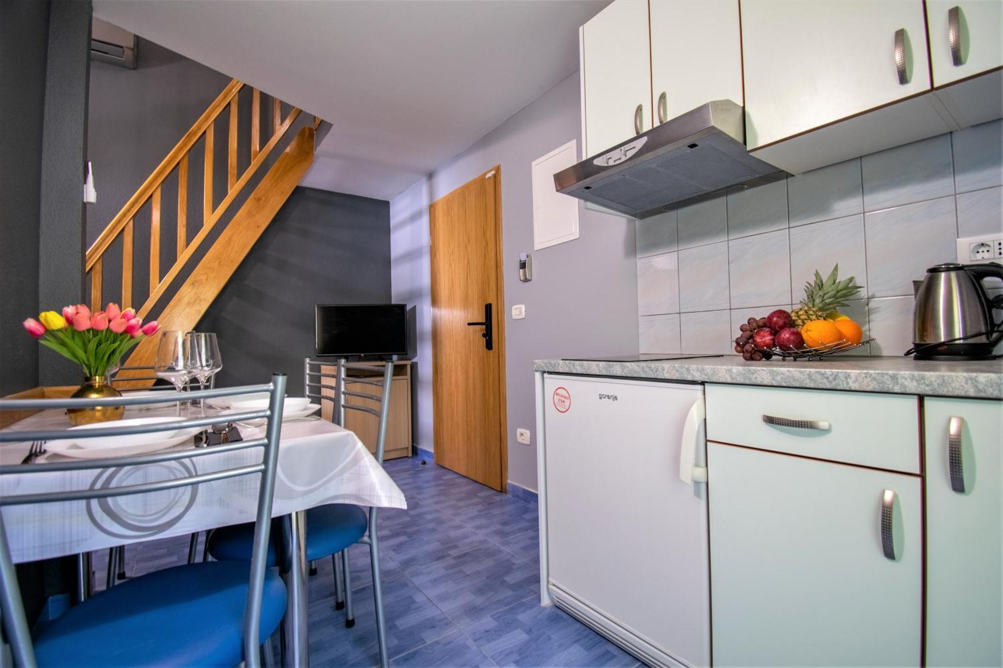 Apartments Hudovernik Baska Voda Luaran gambar