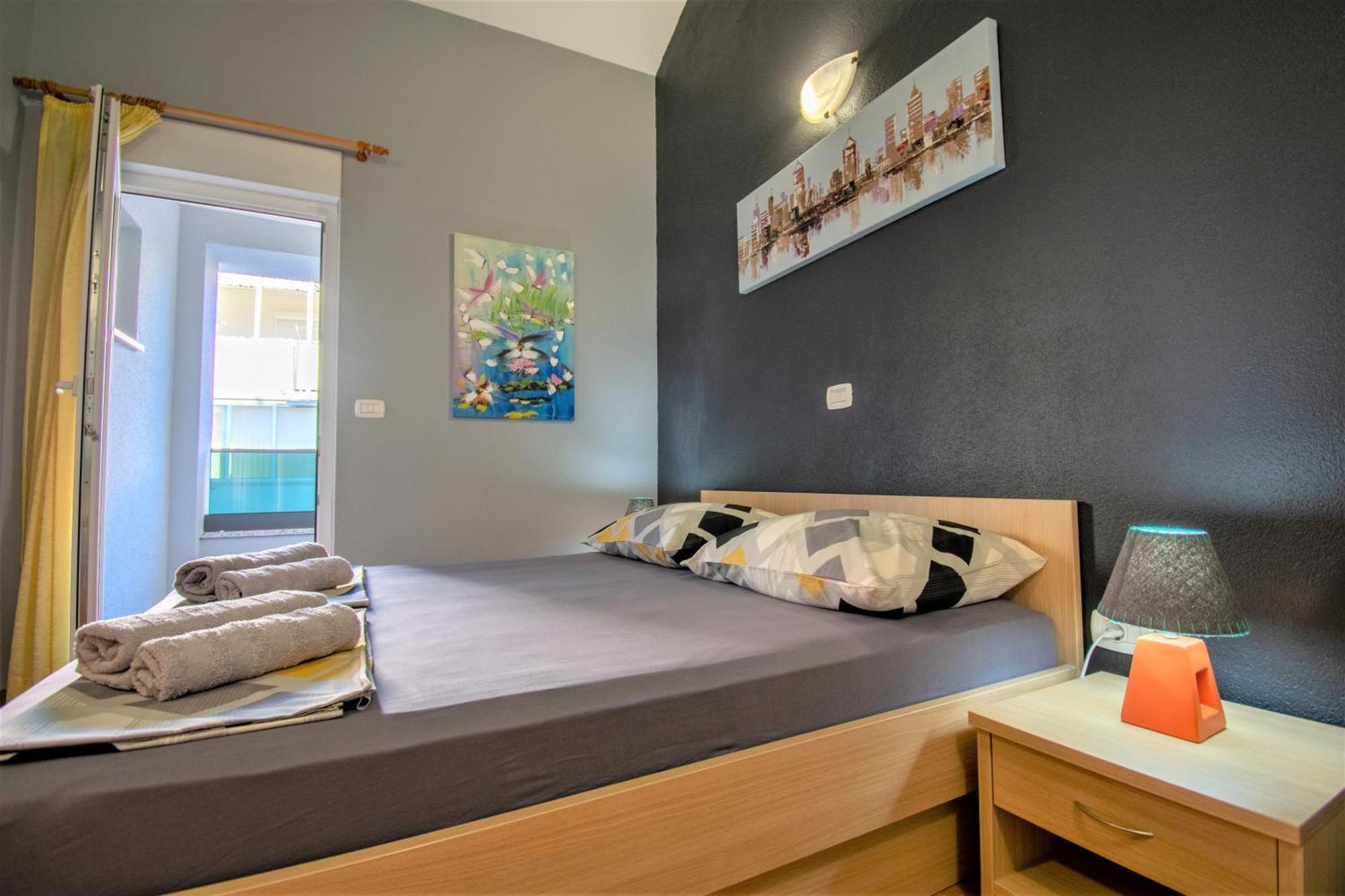 Apartments Hudovernik Baska Voda Luaran gambar