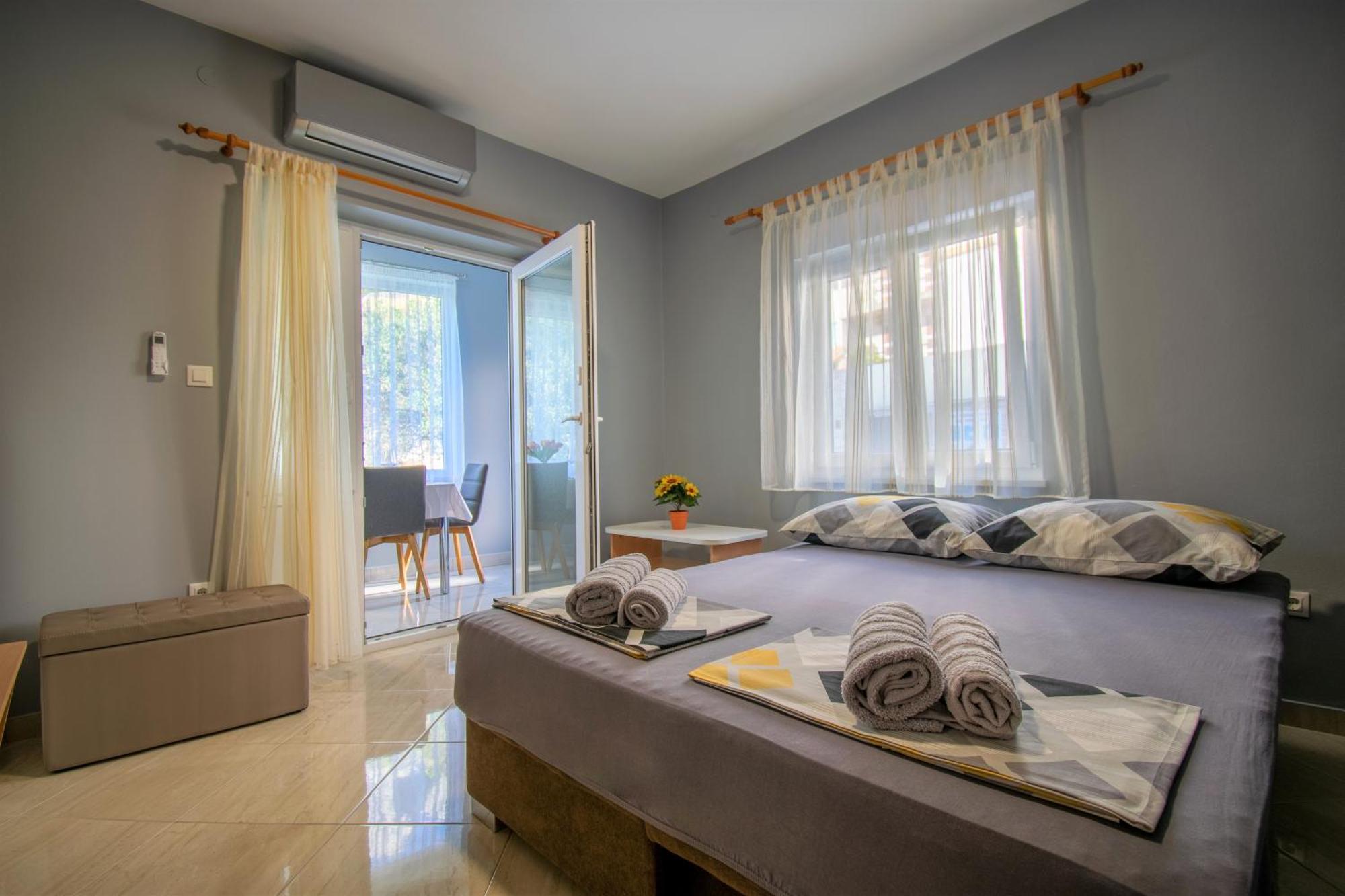 Apartments Hudovernik Baska Voda Luaran gambar